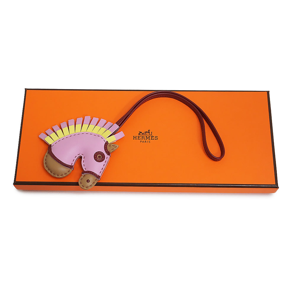 【新品・未使用品】エルメス HERMES ジージー カマイユ 馬 バッグチャーム アニューミロ ラムスキン レザー モーヴシルベストル チャイ  ルージュグレナ ピンク U刻印 箱付