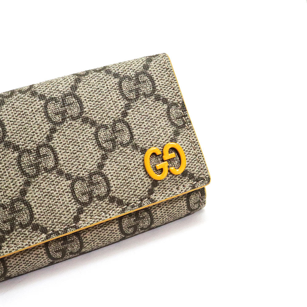 【新品・未使用品】グッチ GUCCI GG ディテール付き ミニ ウォレット コンパクト 三つ折り財布 GGスプリームキャンバス レザー ベージュ  イエロー 黄 シルバー金具 768251 箱付