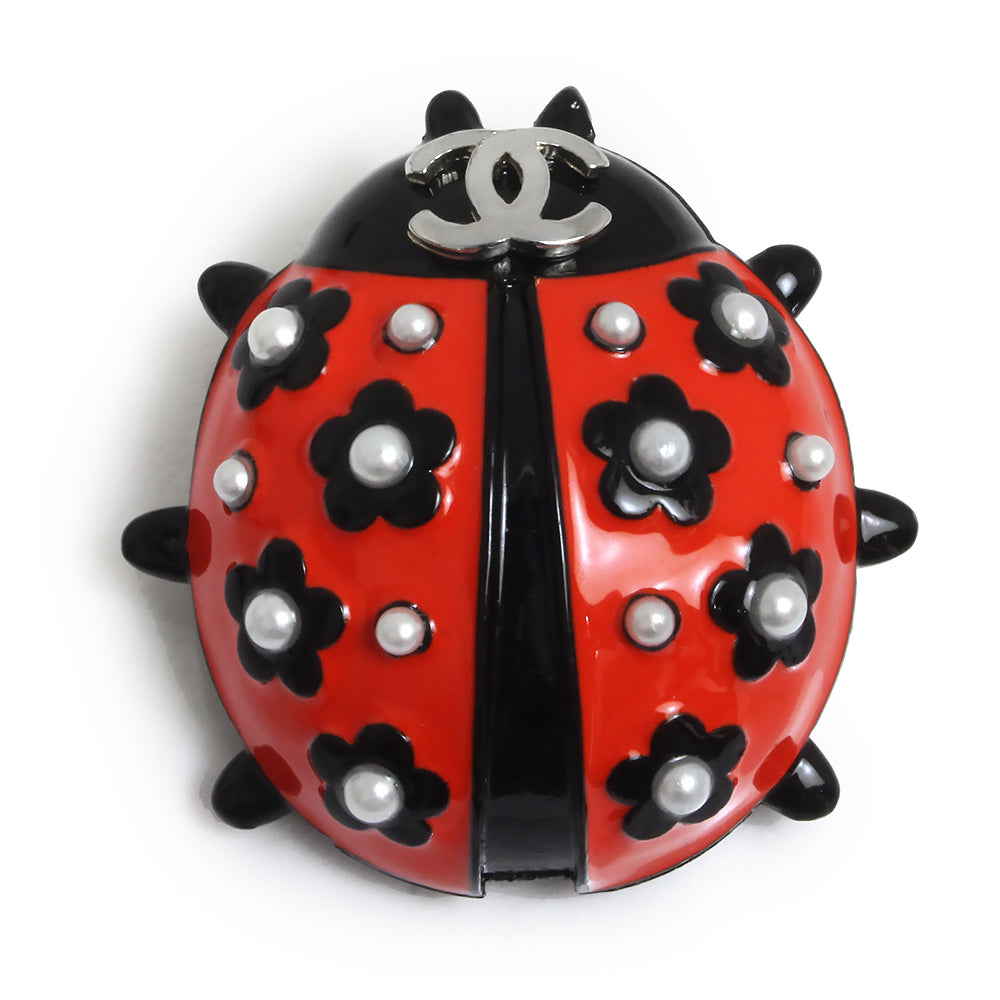 未使用 展示品】シャネル CHANEL レディーバグ ladybug ココマーク てんとう虫 フラワー パール ブローチ メタル レッド –  BrandCity