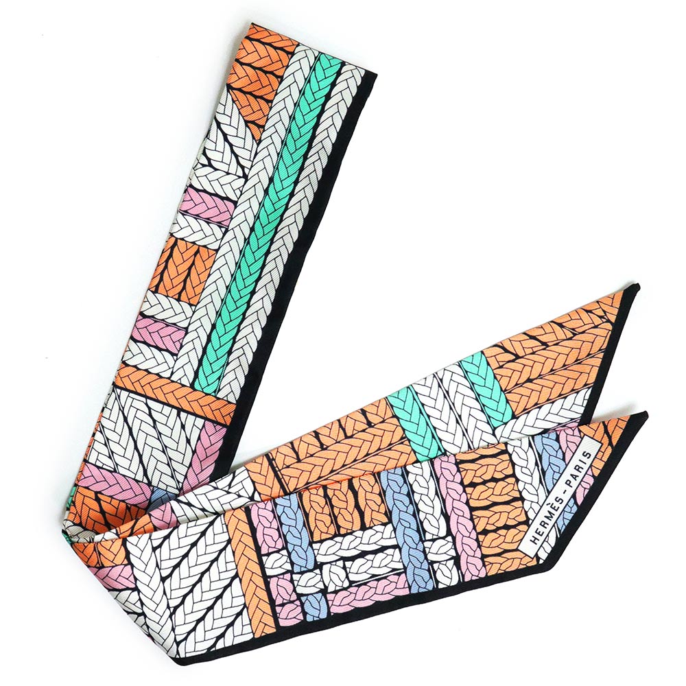 HERMES ツイリー シルク 大空の狂気 ブラック系 新品未使用　BOX アパレル通販サイトランキング 大空の狂気 シルク ツイリー