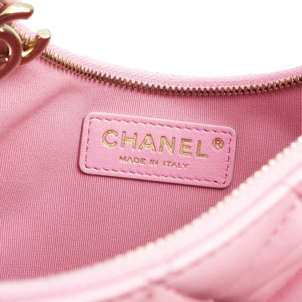 お買い得モデル display Unused item] Crossbody Hobo Small Matelasse CHANEL トップス