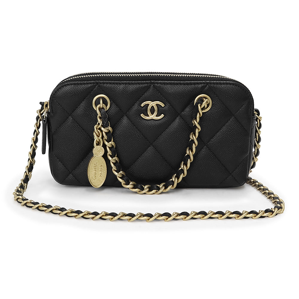 エレガントで上品♪【CHANEL】ロゴCC ポーチ カーフスキン ポーチ - シャイニー グレインド カーフスキン、ストラス