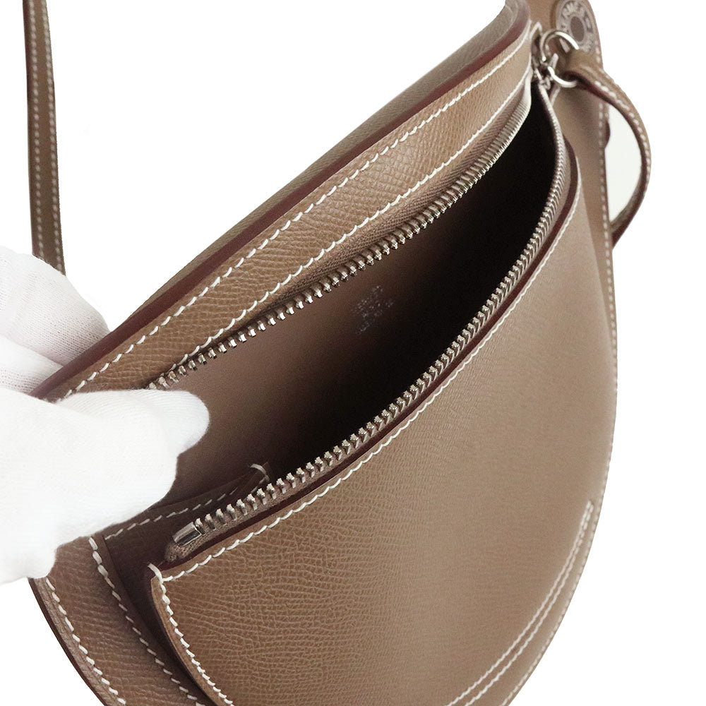 エルメスの新たなフォルム美【HERMES】プティット コース プティット・コース グリペール (グリスパール) ライトグレー