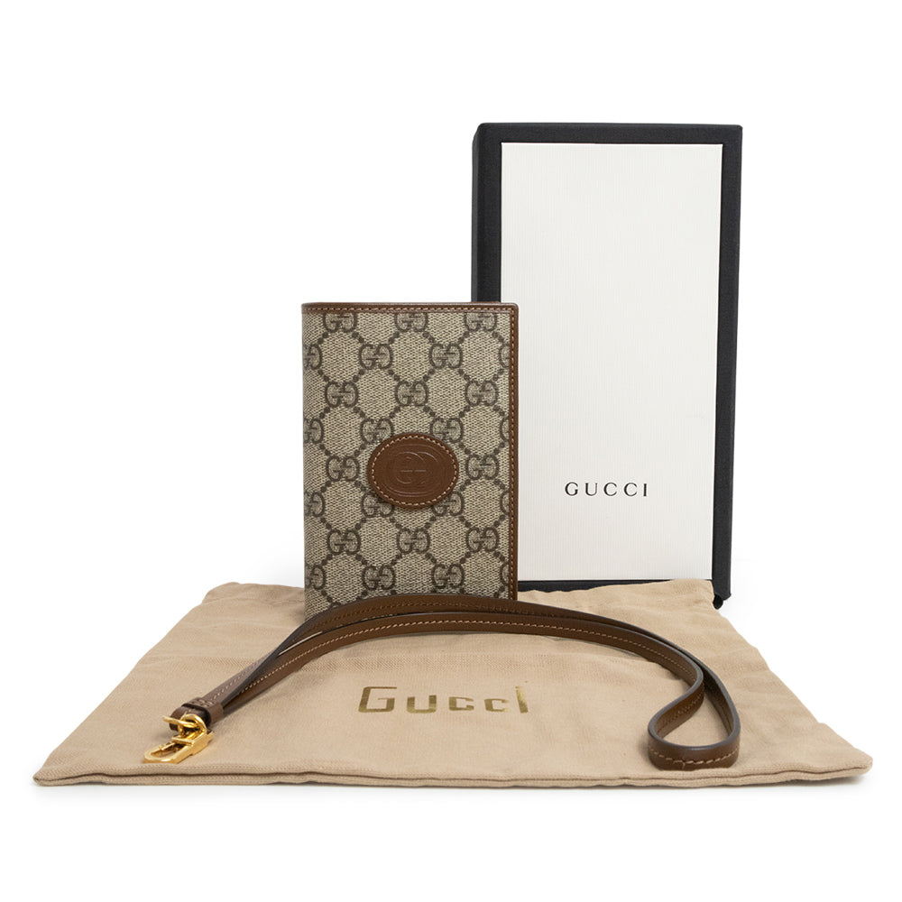 Gucci パスポート入れ オフィディア〕パスポートケースベージュ＆エボニー GG
