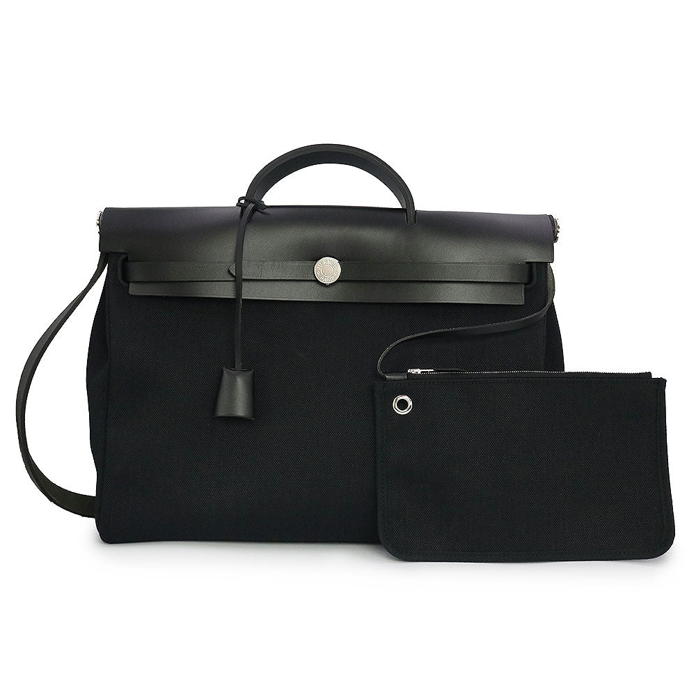 【新品・未使用】エルメス　グルーミングセット 2WAYで使いやすい◎》 エルメス グルーミング バッグ (HERMES