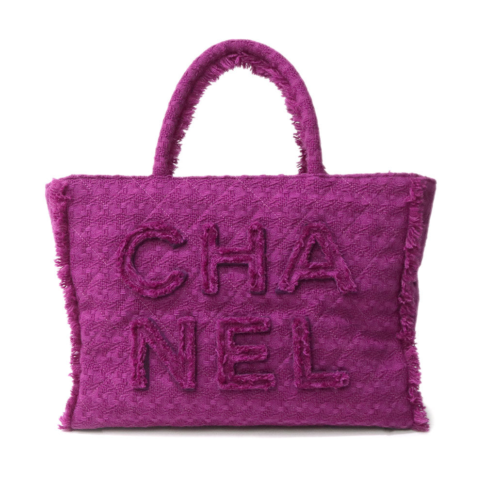 シャネル　新品未使用　未開封 CHANEL - 値下げ！新品未使用 シャネル 財布 キャビア ロゴ 25A