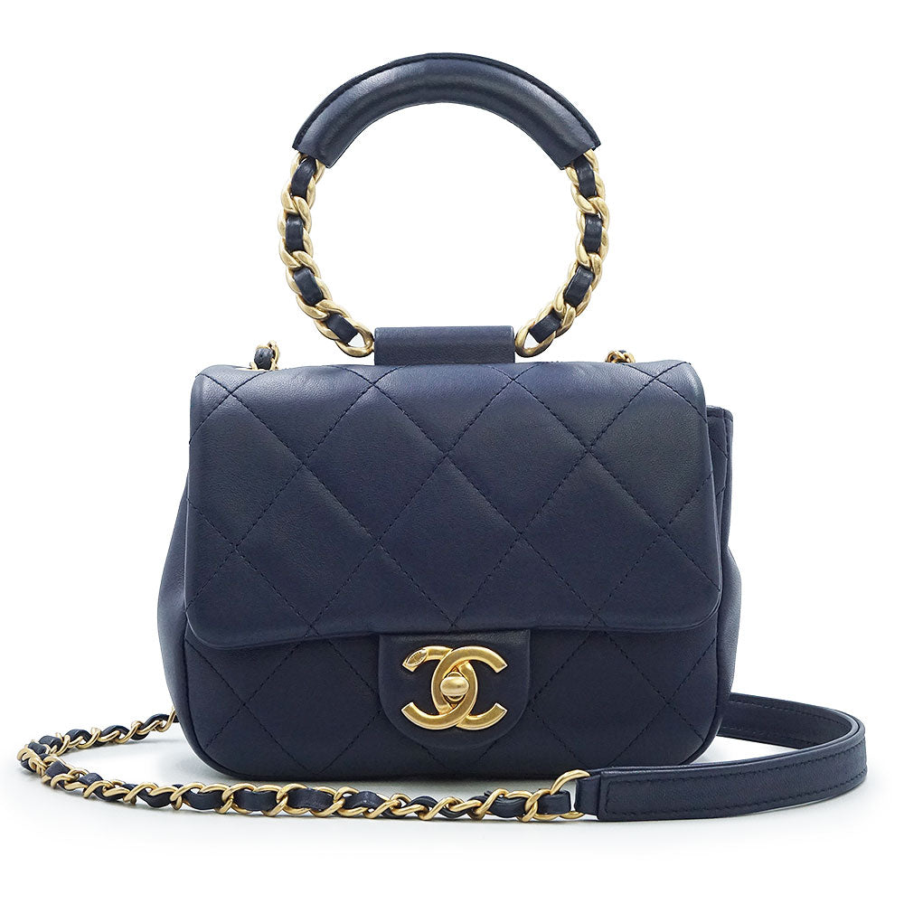 超希少品！♥ CHANEL　フリンジの黒ジャケットCCボタン　超人気の完売商品！ シャネル ジャケット CHANEL 超美品 激 貴重 ウール 限定！入手