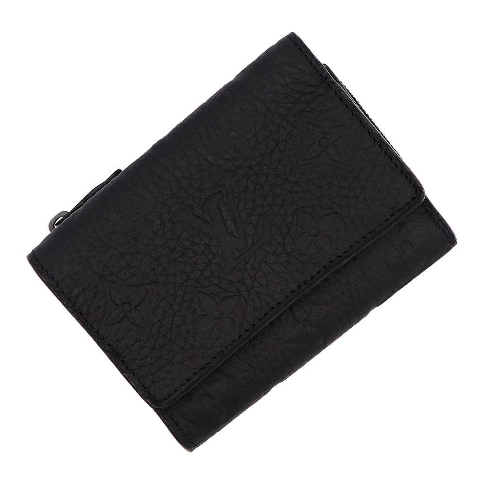 新品に近い 人気 箱袋付 ルイヴィトン パイロット 黒 三つ折り財布 トリヨン 新品に近い 人気 箱袋付 ルイヴィトン パイロット 黒 三つ折り財布