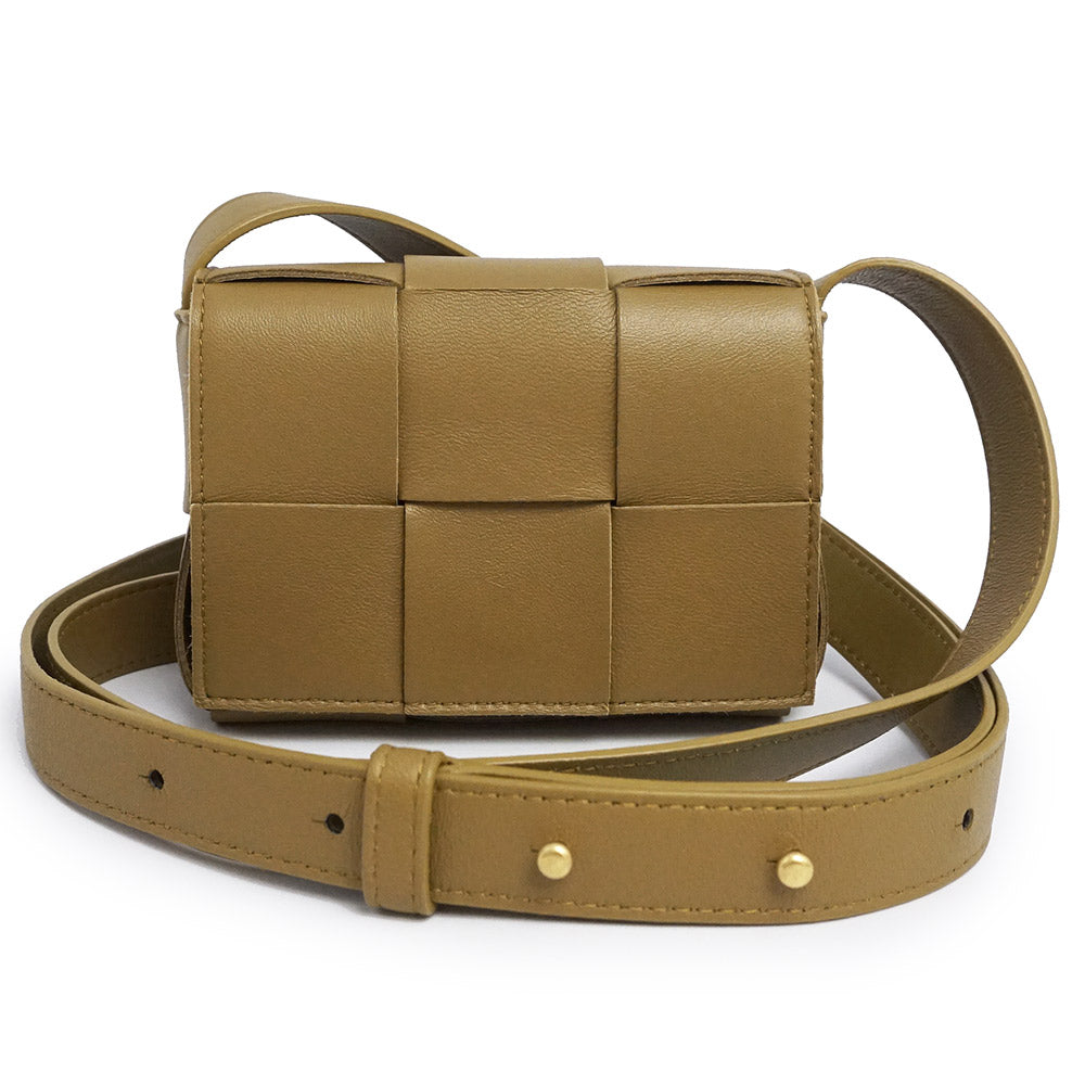 BOTTEGA VENETA イントレチャート　ゴールド金具　ショルダーバッグ BOTTEGA VENETA クラシック イントレチャート ショルダーバッグ