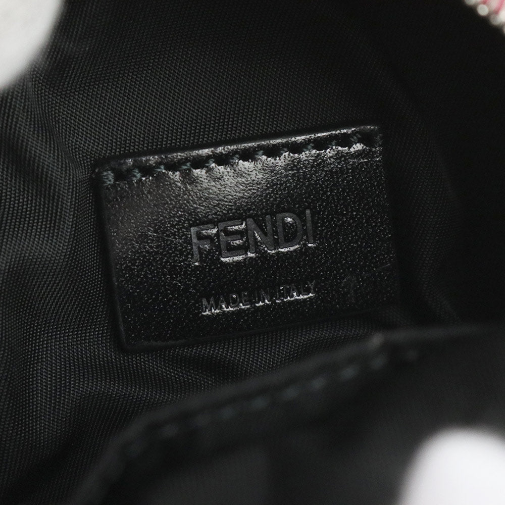 FENDI モンスター　バグズ　キーホルダー　チャーム　シリコン　ブルーブラック FENDI モンスター バグズ キーホルダー チャーム シリコン